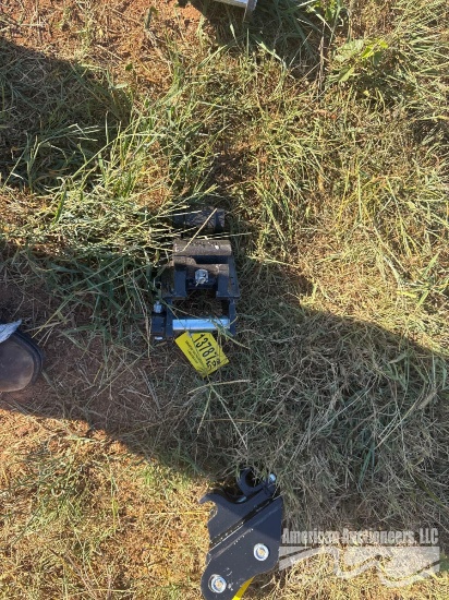 Mini Excavator Quick Attach Coupling
