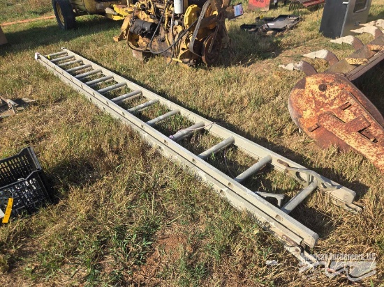 28ft Aluminum Extension Ladder