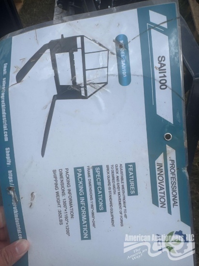 AGT SAII100 QUICK ATTACH 48" ADJUSTABLE PALLET FORK & MAST