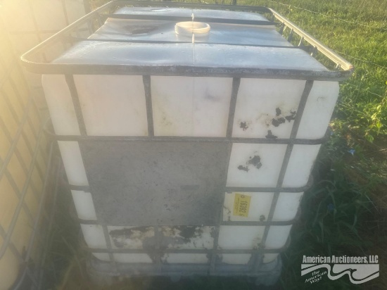 Approx 250 Gallon 1 Bc Tote