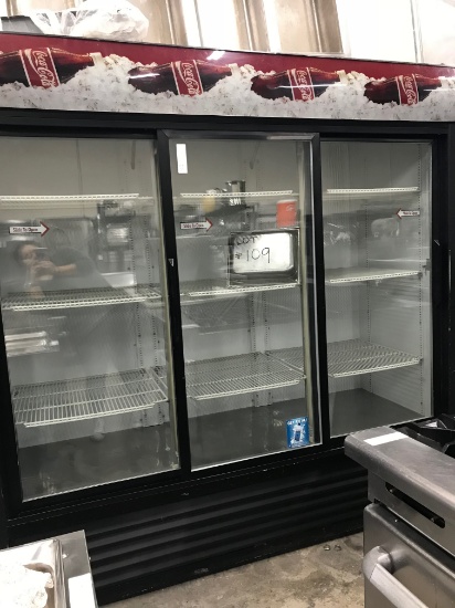 True 3 sliding glass door merchandiser