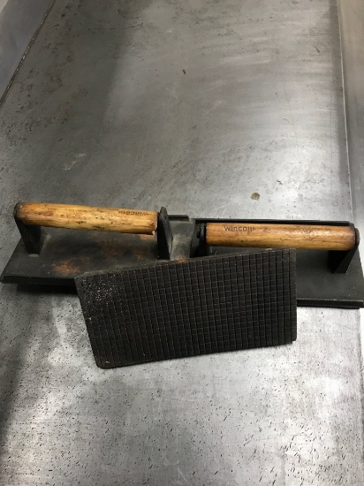 lot of bacon press