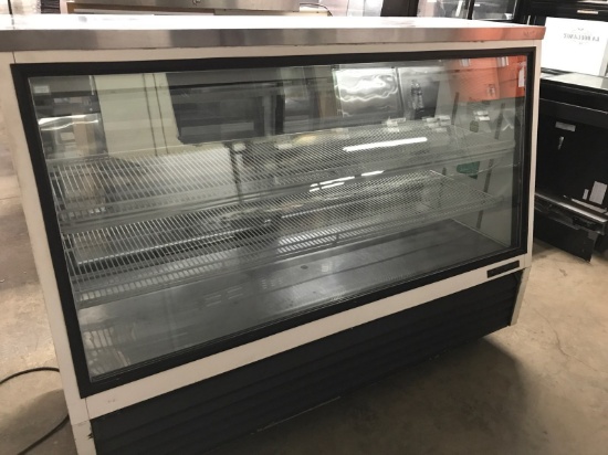 True 72" DELI DISPLAY CASE