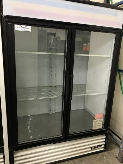 TRUE 2 SWING GLASS DOOR REFRIGERATOR