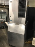 Hoshizaki 900 lb ice machine