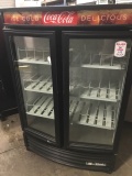 True 2 glass door beverage display refrigerator