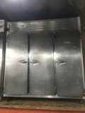 TRAULSEN 3 S.S DOOR REFRIGERATOR