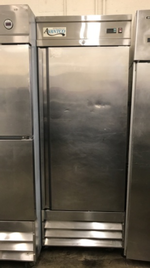 ADVANTCO 1 DOOR BAKERY FREEZER