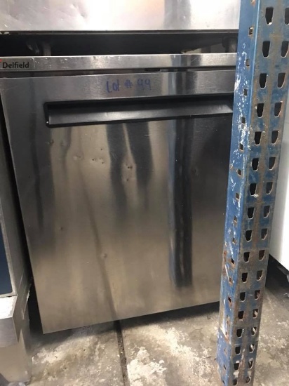 DELFIELD SINGLE DOOR WORKTOP FREEZER