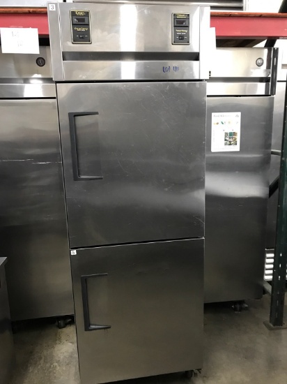 True 2 door refrigerator/ freezer combo unit