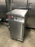Heated holding cabinet