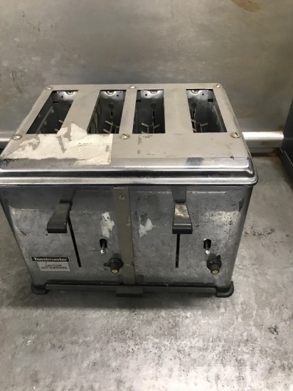TOASTMASTER TOASTER