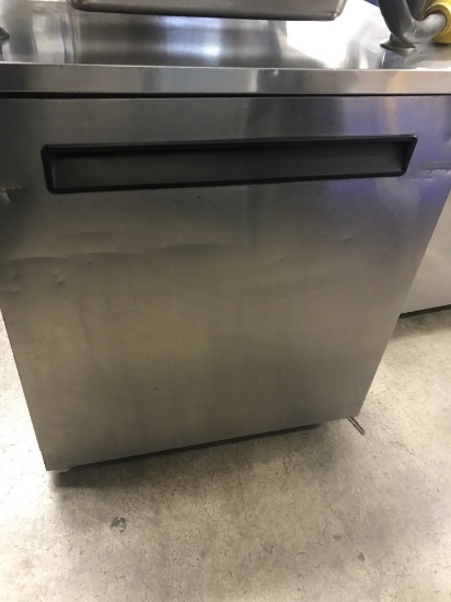 DELFIELD 27" UNDER COUNTER REFRIGERATOR