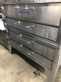 BAKERS PRIDE 452 DB STACKED GAS PIZZA OVEN