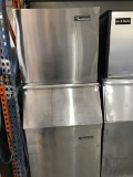 SCOTMAN 800 LB. CRUSH ICE MACHINE