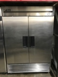 TRUE 2 DOOR FREEZER