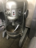 HOBART 60QT DOUGH MIXER
