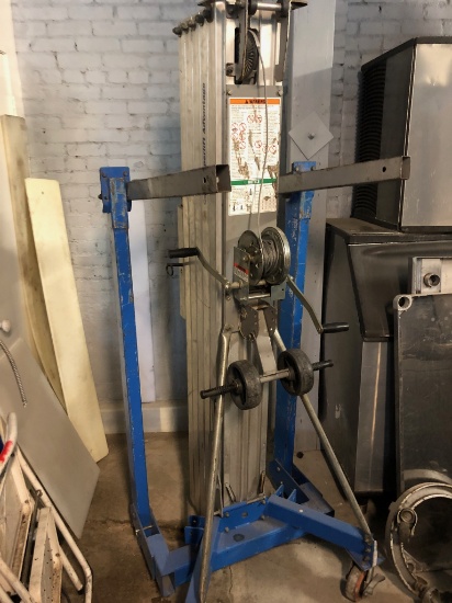GENIE SUPERLIFT ADVANTAGE, MODEL SLA-25 (NOT WORKING)