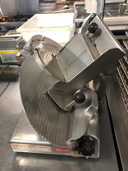 BERKEL COUNTERTOP MEAT SLICER