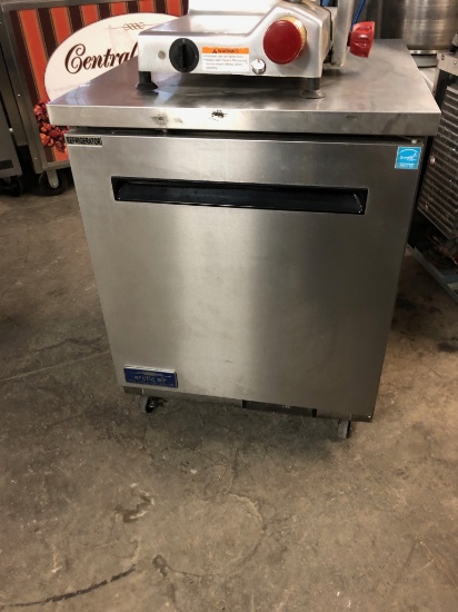 ARTIC AIR SINGLE DOOR WORKTOP REFRIGERATOR, MODEL AUC27RZ