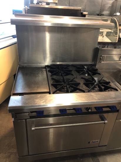 ROYAL 12" GRIDDLE /4 BURNER AND OVEN STOVE