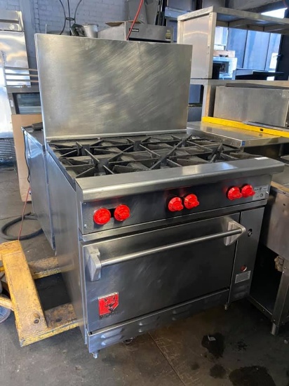 Wolf 6 Burner Range w/Oven Below