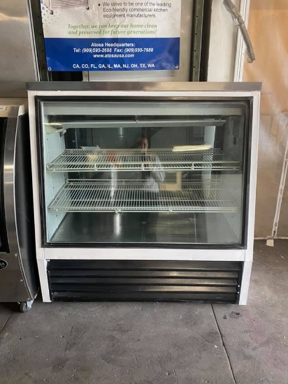 True 48 Deli Display Case