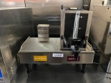 Bunn 2SH Soft Heat Stand for 2 Satellite Coffee Servers, including 1 Servers