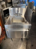 Glastender DHSA-18 Deluxe Underbar Hand Sink Unit, Free Standing, 18