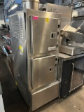 Cleveland 24CGA10 (10) Pan Convection Steamer - Cabinet, Descaling Port, Natural Gas