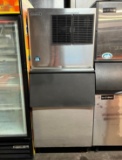 Hoshizaki 1,000 LB Ice Machine 220V. 1 PH.