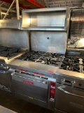 Vulcan 4 Burner Gas Range w/Oven below & ALL S.S Closed Overshelf