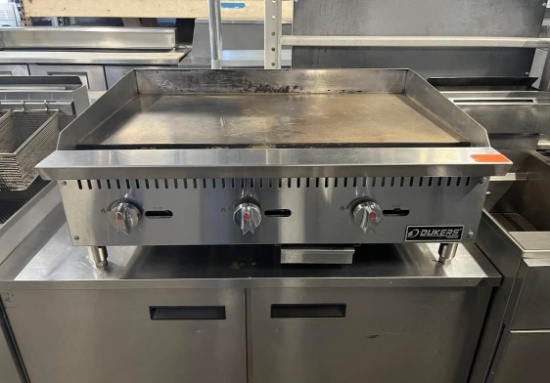Dukers 36” Countertop Gas Griddle