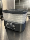 Dash Smartstore Dehydrator 250 Watts/ 5 Collapsible Trays
