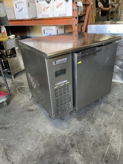 Everest 35 5/8 Single Door Worktop Refrigerator