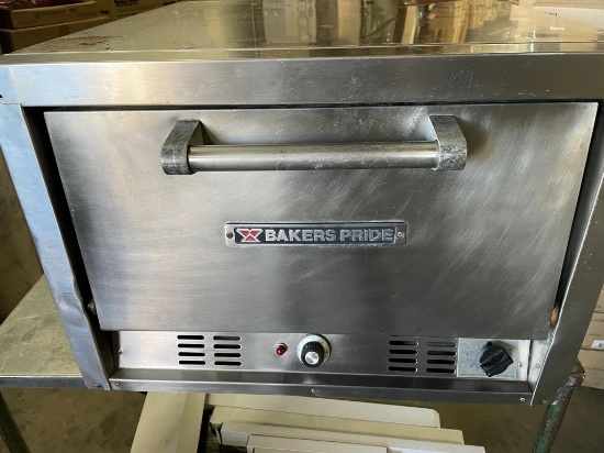 Bakers Pride P-22S Electric Countertop Pizza & Pretzel Oven