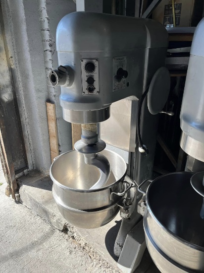 Hobart 60Qt Dough Mixer 220V 3Ph