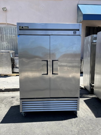 True 2 Door Freezer w/S.S Interior