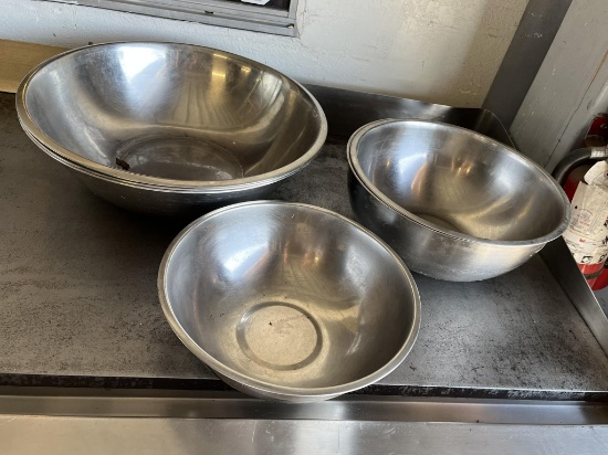 Md-Lrg Misc Sized Mixing Bowls