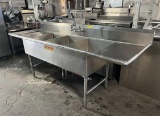 Universal 100” (W) X 34” (D) X 43” (H) Universal 3 Compartment All S.S Sink W/Spray