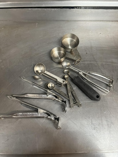 Lot of Commercial Kitchenware