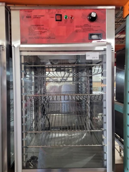 Wisco 695D 2 Door Humidified Food Warming / Merchandising Cabinet
