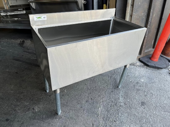 Regency 18" x 36" Underbar Ice Bin - 119 lb.