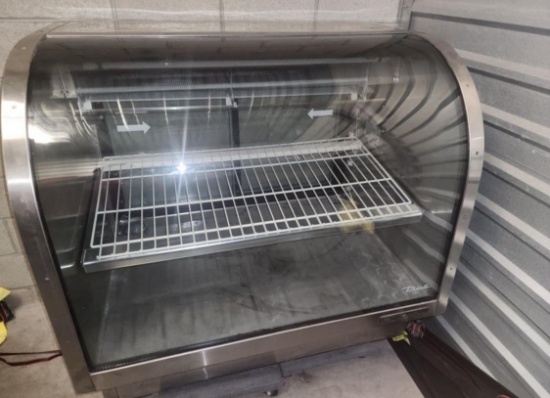 True TCGG-48-S-LD 48-1/4" Full Service Deli Case w/ Curved Glass