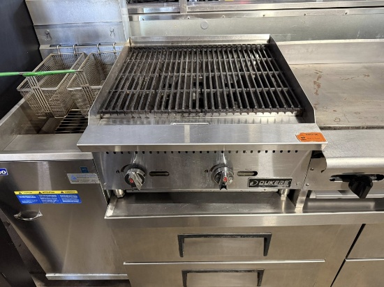 Dukers 24" Countertop Gas Charbroiler - TESTED & WORKING