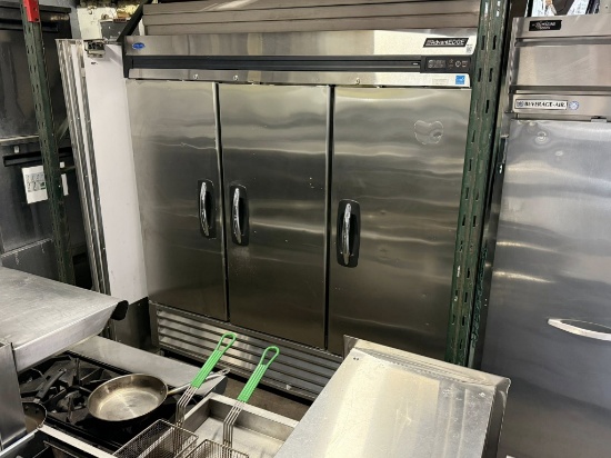 Norlake 3 Door Reach in Refrigerator TESTED & WORKING