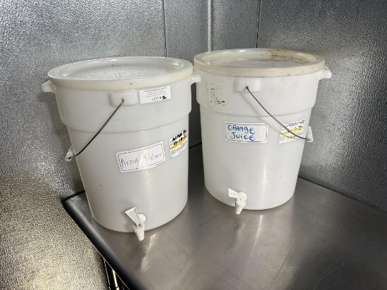 Cambro Drink Dispenser 20Qt with LIDS