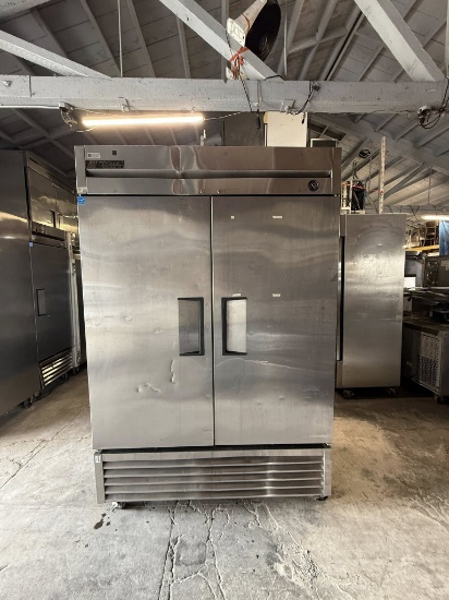 True 2 Door Reach in Refrigerator TESTED & WORKING