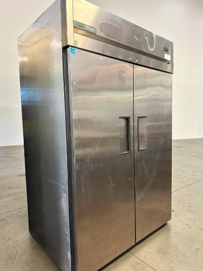 True Model TG2R-2S 2 Door Top Mount Reach in Refrigerator