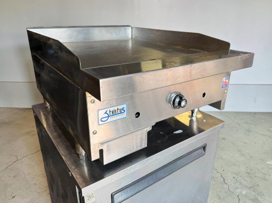 Stratus Nodel STG-24 24" Thermostat Gas Griddle Flat Top Countertop